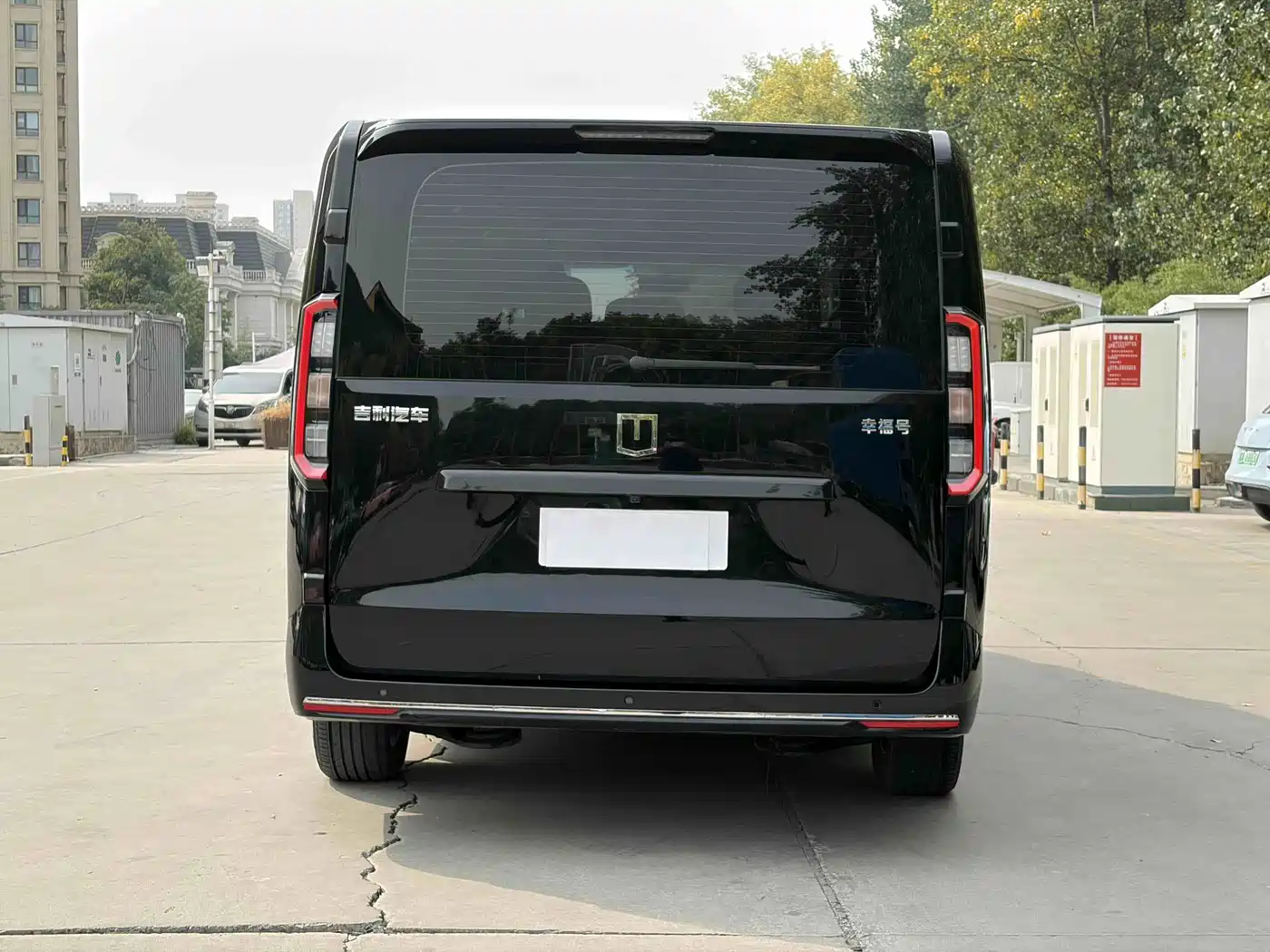 Yuan Cheng Geely Xingfu 2025 2024 Fortune Edition 68.03kWh (Complete Vehicle) 7-Seater