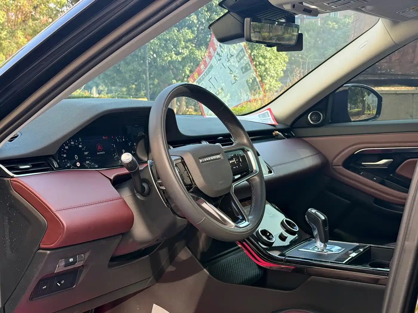 Land Rover Range Rover Evoque 2021 Range Rover Evoque L 249PS R-Dynamic S Performance Edition фото 13
