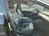 Photo 8 - Tesla Model 3
