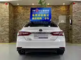 Фото 4 - Toyota Camry