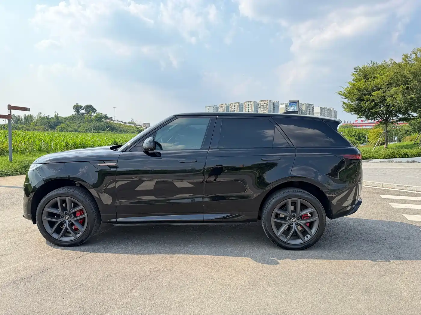 Land Rover Range Rover Sport 2025 2025 400PS Dynamic SE