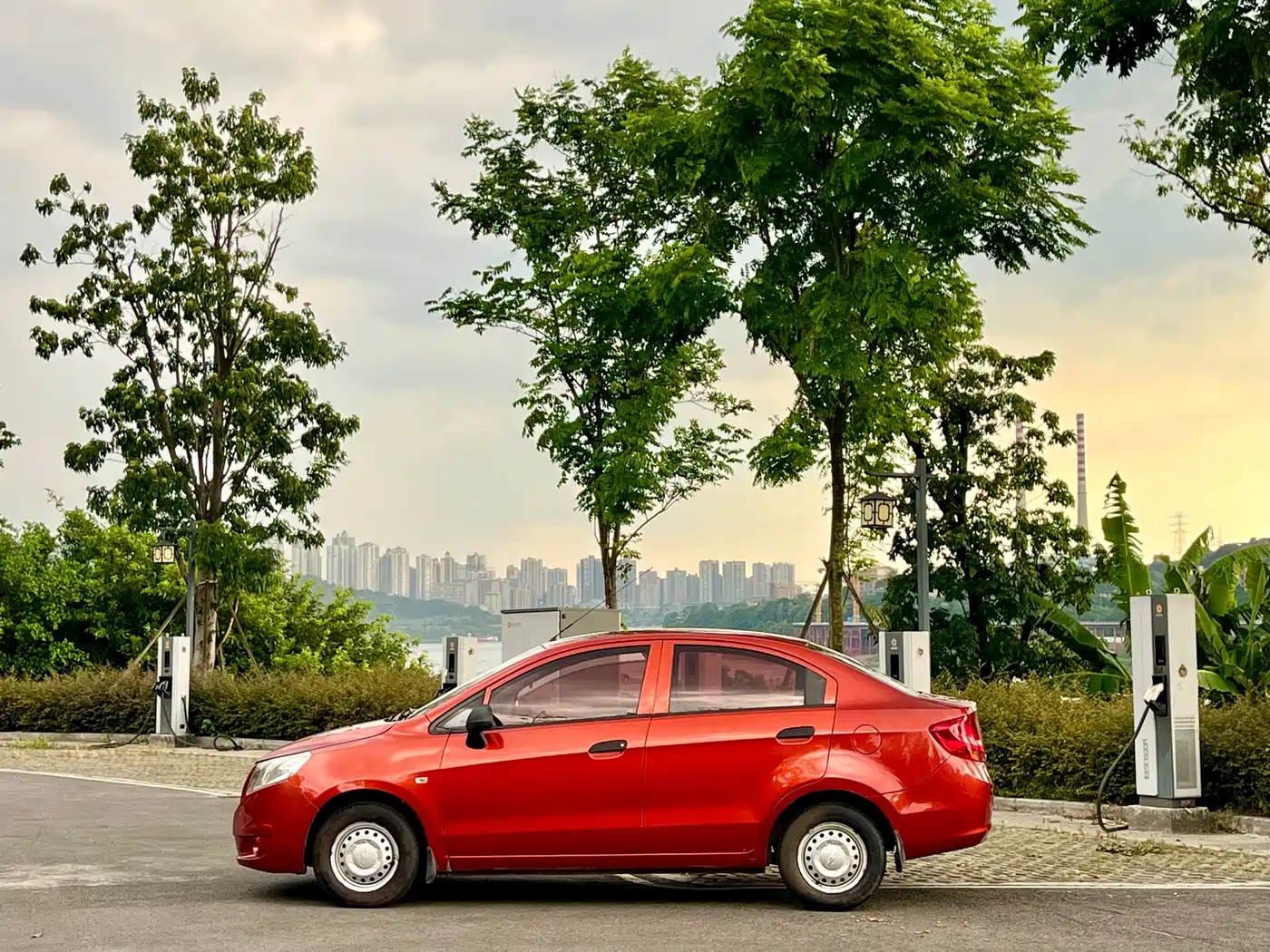 Chevrolet Sail 2013 2013 Sedan 1.2L Manual Warm Edition