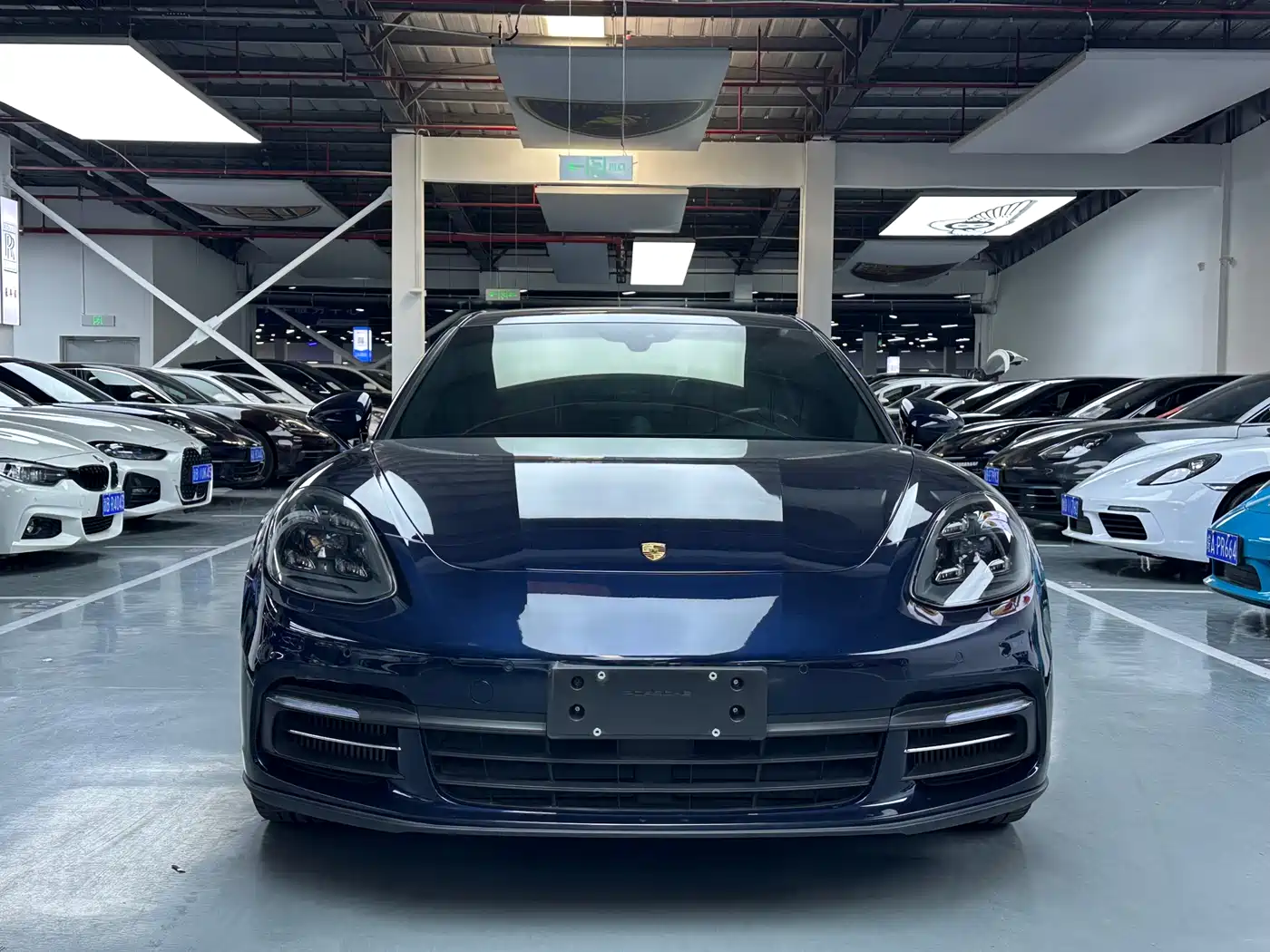 Porsche Panamera 2019 Panamera Executive Long Wheelbase 2.9T фото 2