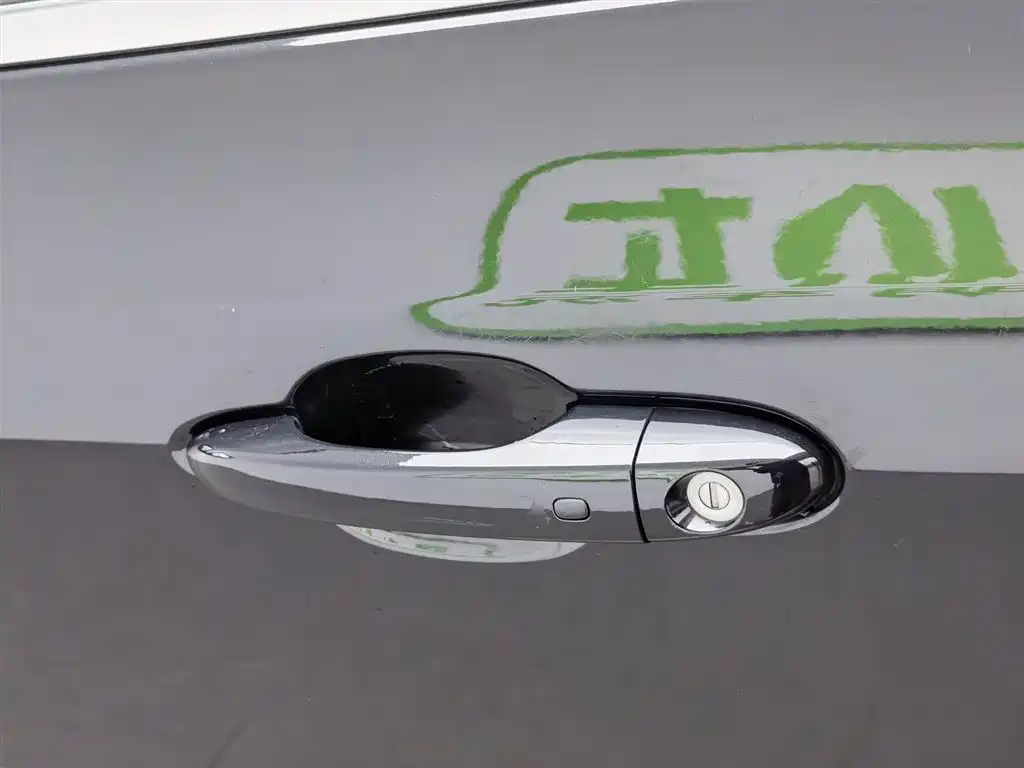 JEEP GRAND COMMANDER