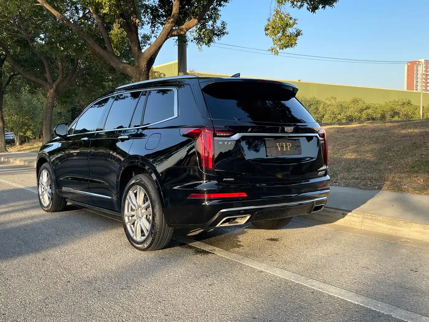 CADILLAC XT6