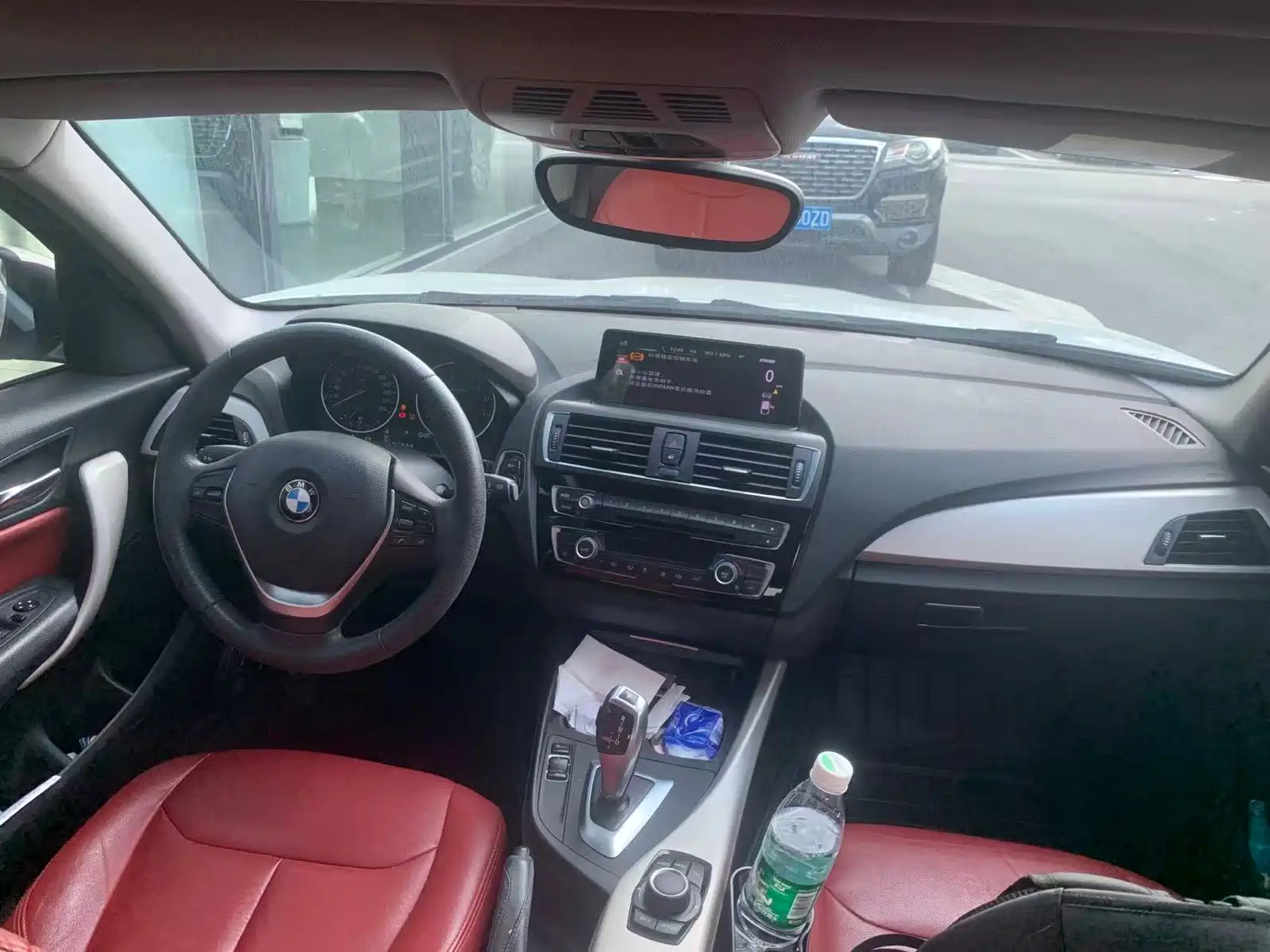Photo 6 - BMW 1 Series (Import)
