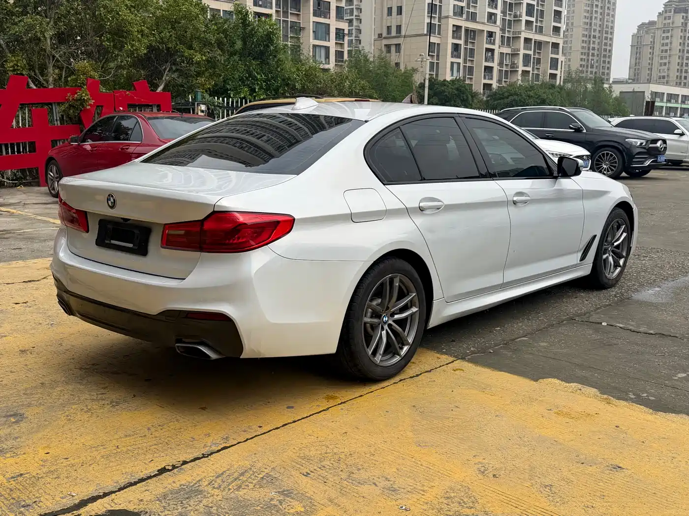 BMW 5 Series (Import) 2018 525i M Sport Package фото 3