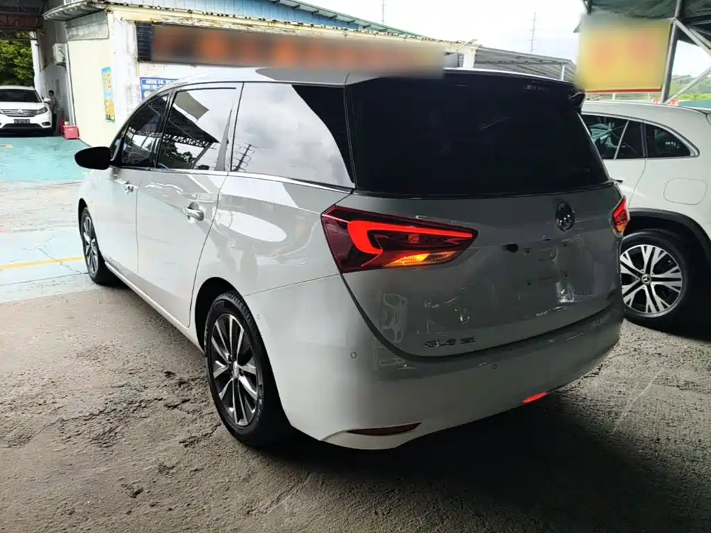 Buick GL6 2018 2018 18T 6-Seater Premium
