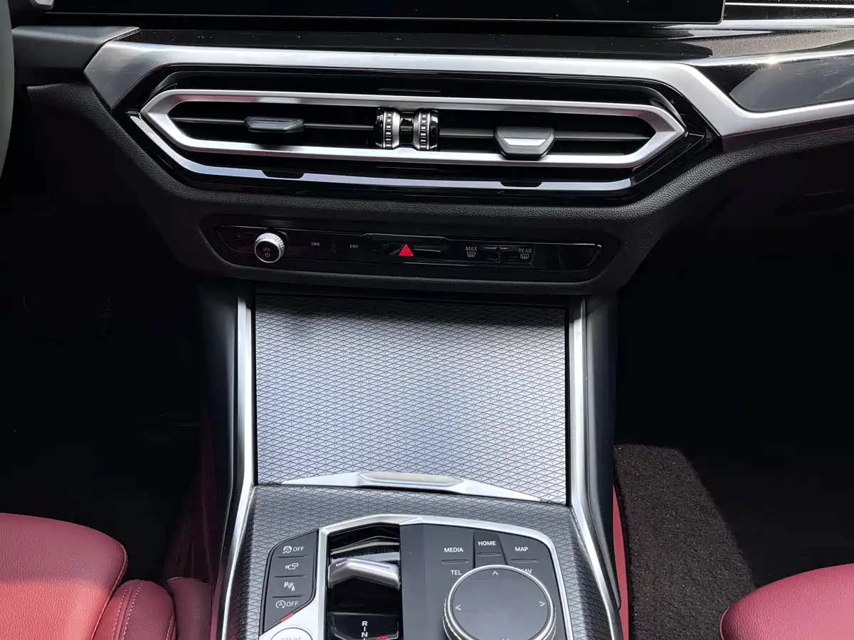 BMW 3 Series 2023 325Li M Sport Black Night Package фото 10