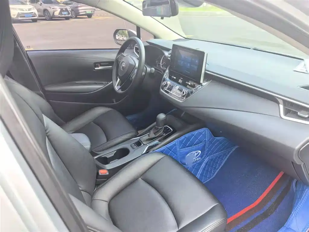 Toyota Corolla 2021 1.2T S-CVT Elite PLUS Edition фото 9