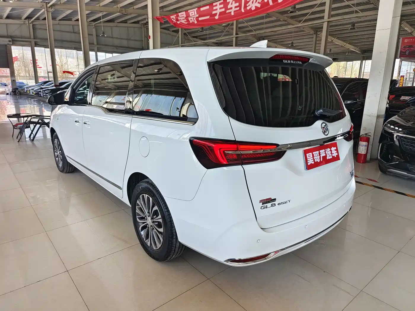 Buick GL8 2020 Model Land Business Class 652T Luxury фото 24