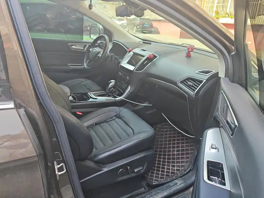 Ford Edge 2017 2016 EcoBoost 245 2WD Luxury 7-Seater