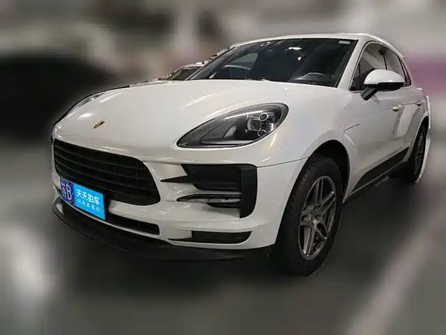 Porsche Macan 2020 Macan 2.0T — фото 1