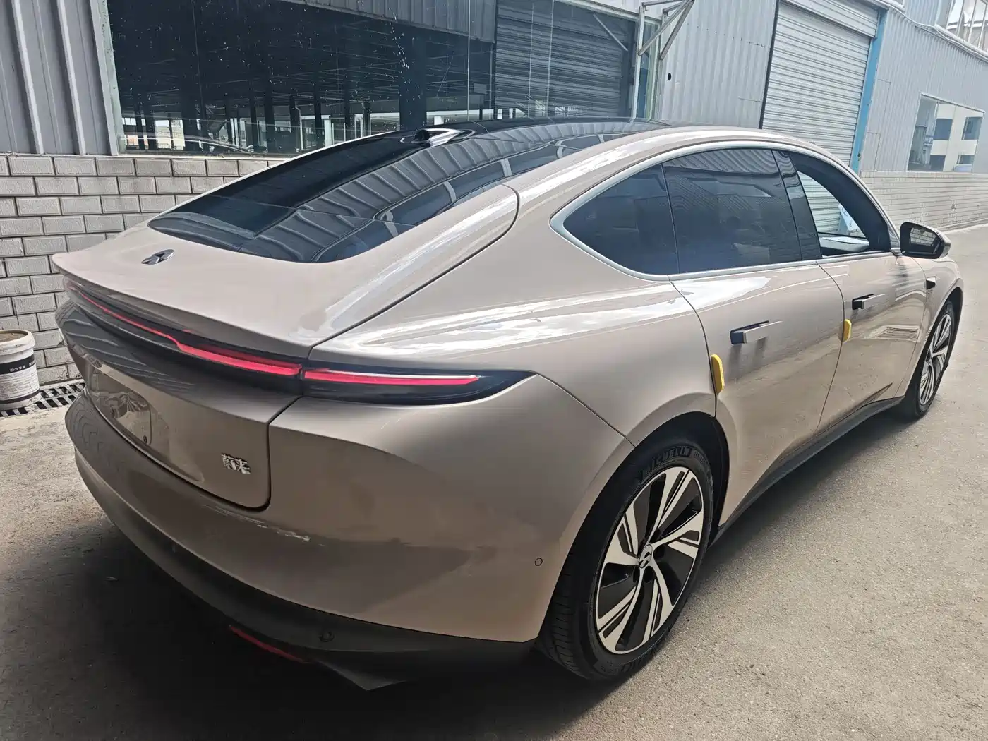 2025 NIO ET5