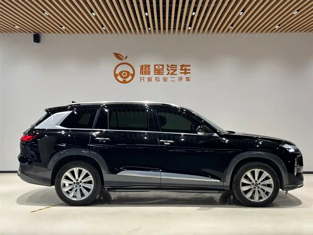 Audi Q6 2024 45 TFSI quattro Qi Yun Yu Lin Package 6-seater фото 3