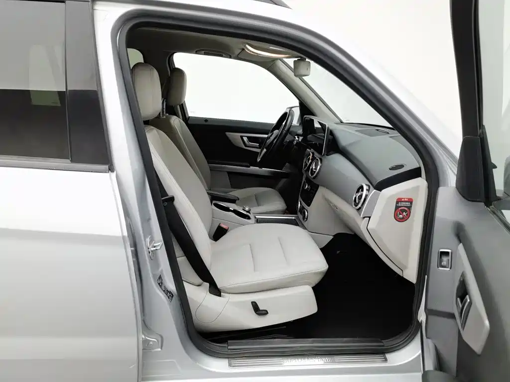 صورة 23 - Mercedes-Benz GLK-Class