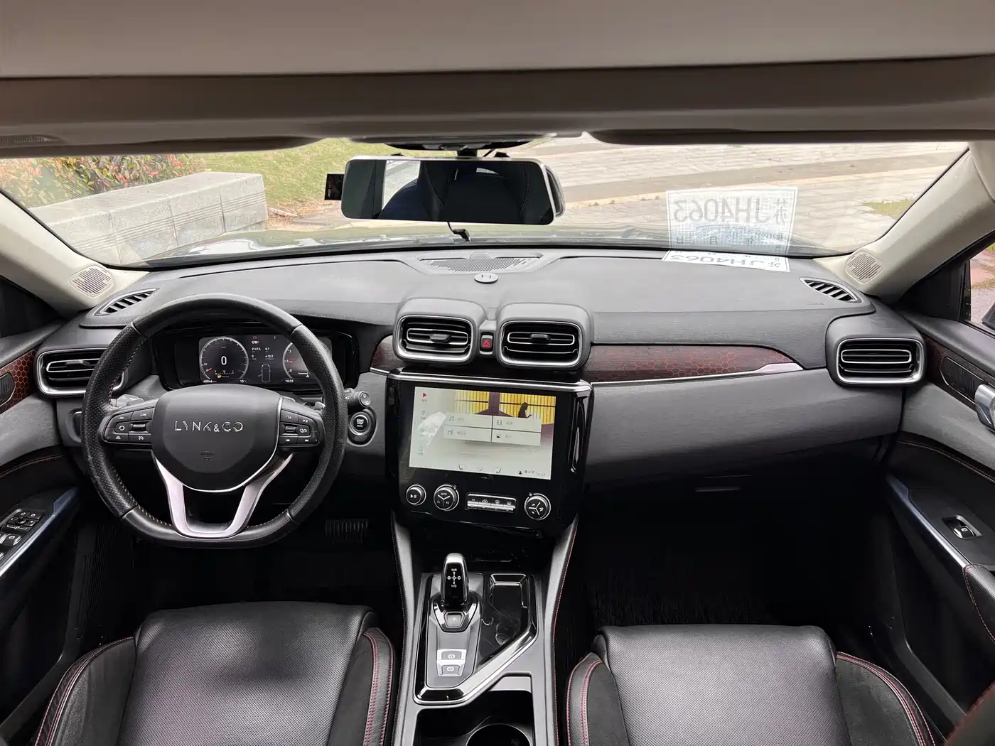 Lynk & Co 02 2018 1.5T DCT 2WD Power Edition China V фото 14