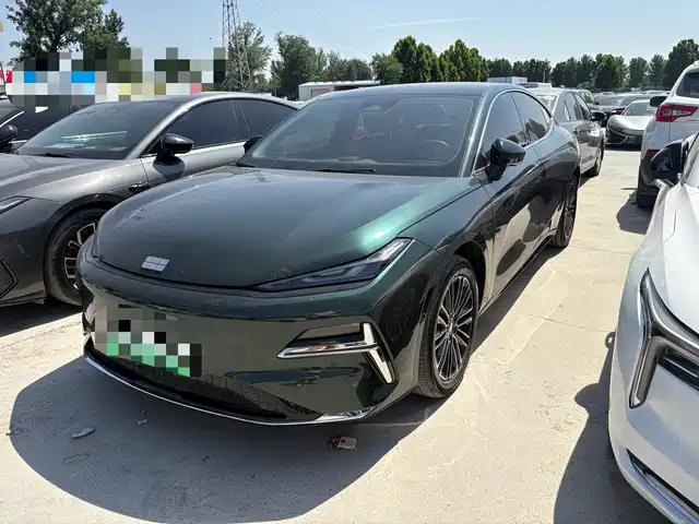  Geely Galaxy Galaxy Xingyao 8 2025 130km EM-i Premium Edition