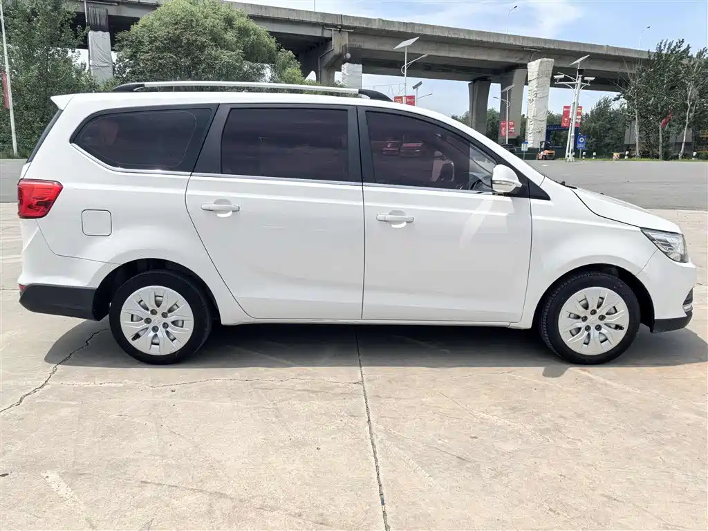 Baojun 730 2019 2016 1.5L Manual Premium 7-Seater (China V)