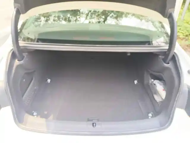 Audi A4L 2020 40 TFSI Luxury Dynamic — фото 5
