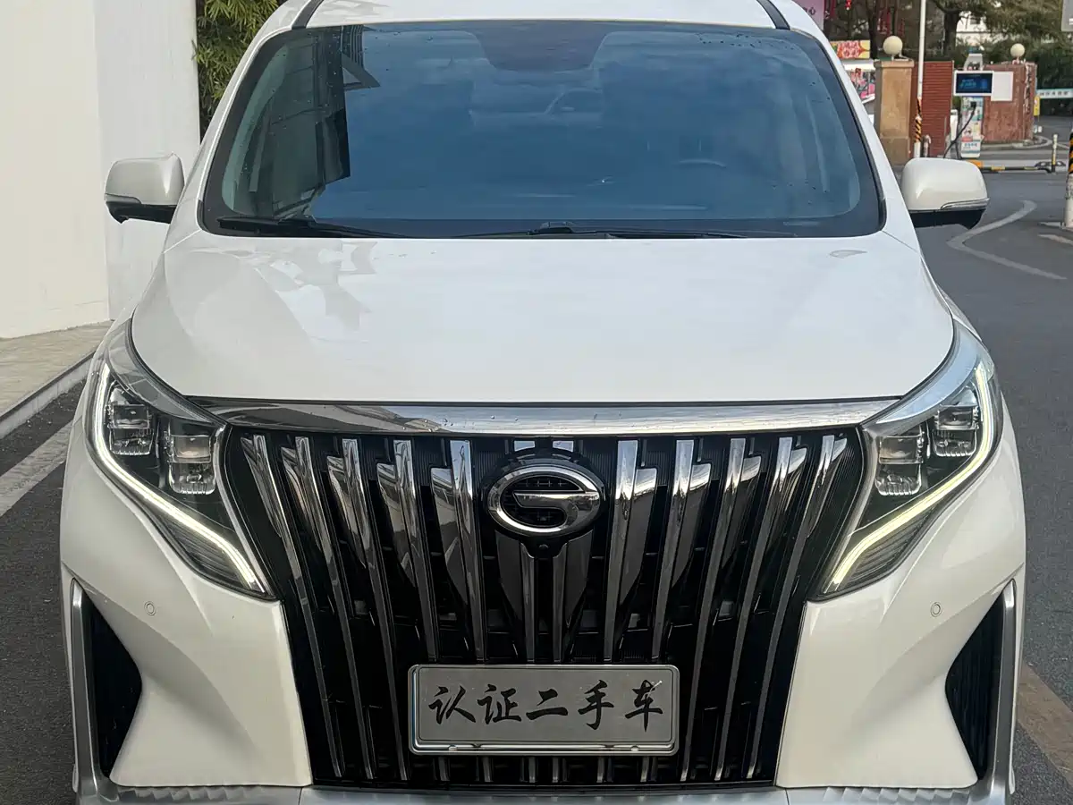GAC TRUMPCHI M8
