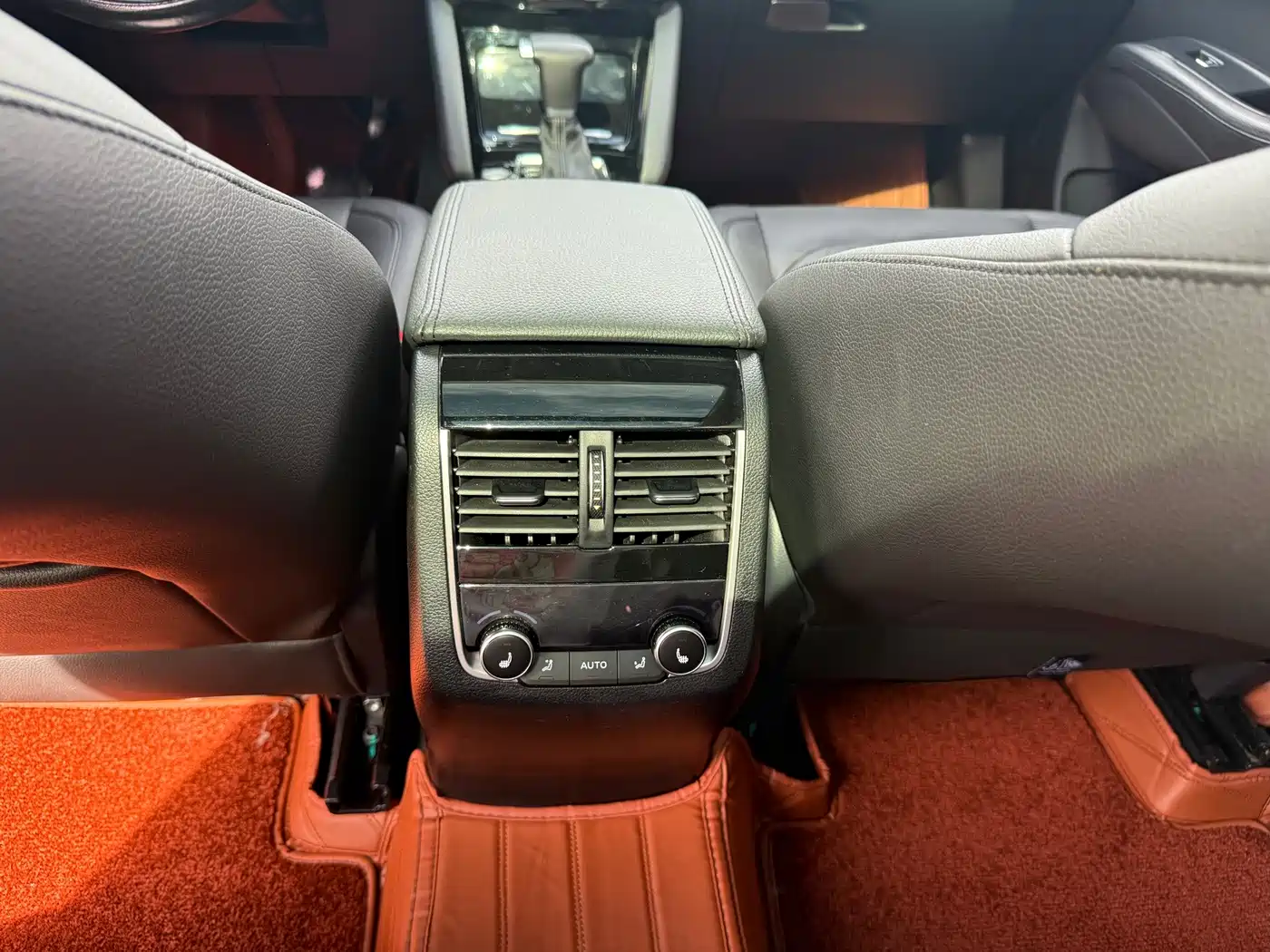 Borgward BX7 2018 2018 28T 2WD Luxury 5-Seater China V