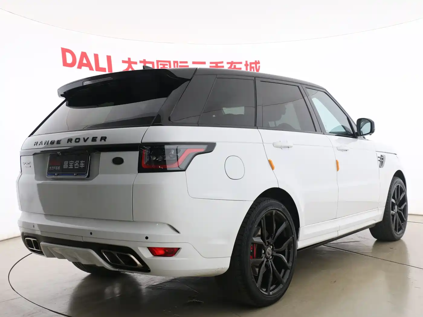 Land Rover Range Rover Sport 2017 3.0 SC V6 SE фото 21