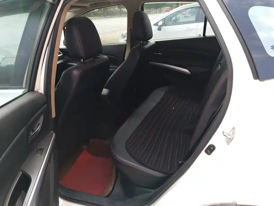 Suzuki SX4 S-Cross 2015 2014 1.6L CVT 2WD Elite