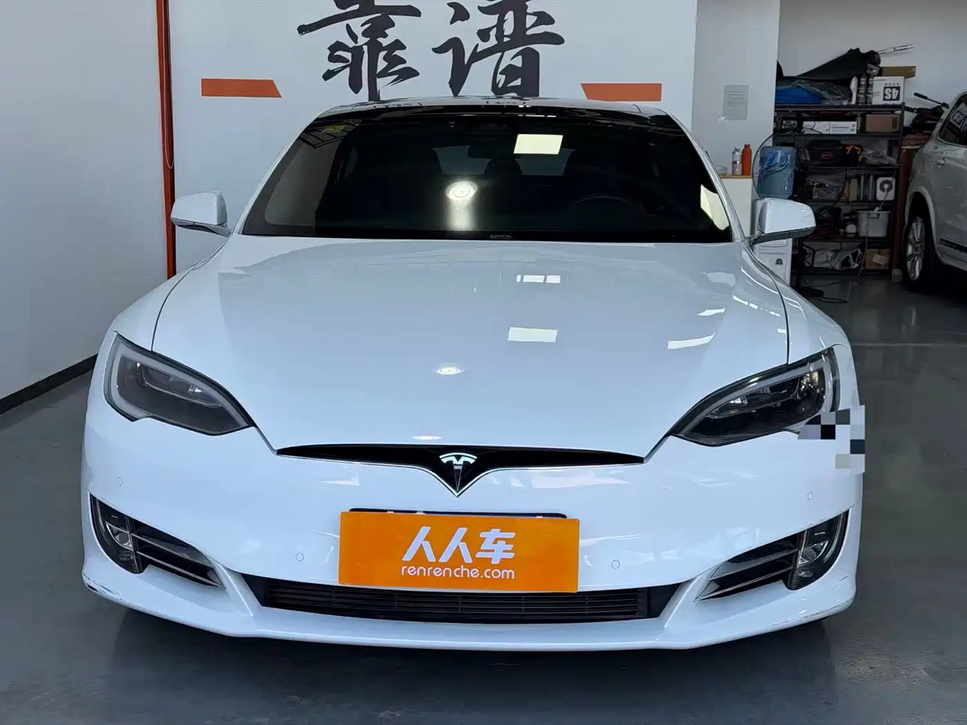 TESLA MODEL S