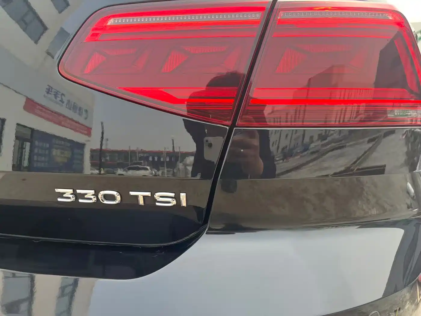 Volkswagen Magotan 2020 330TSI DSG Leading фото 32