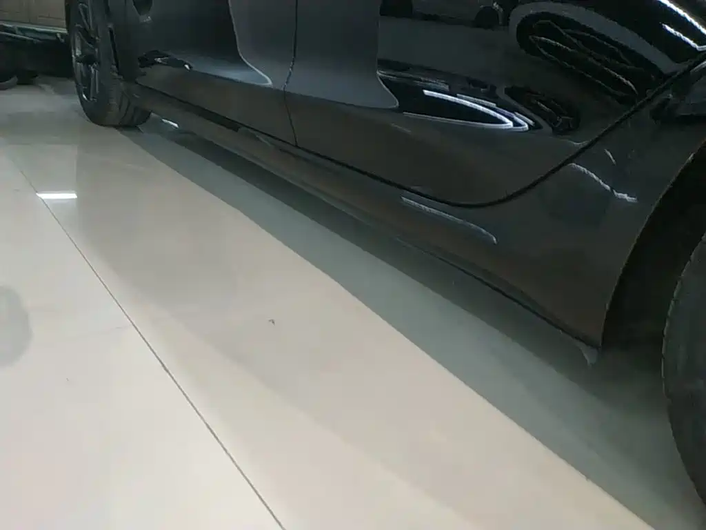 Фото 22 - Tesla Model 3