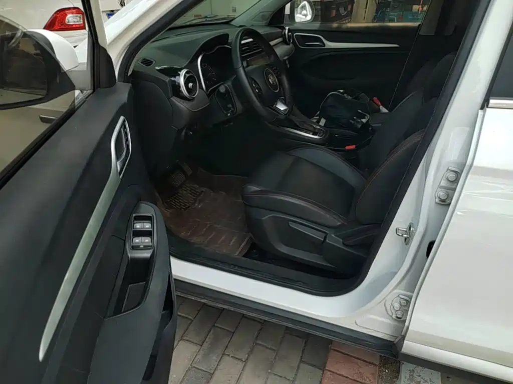 MG ZS 2021 2020 180DVVT Automatic Lite
