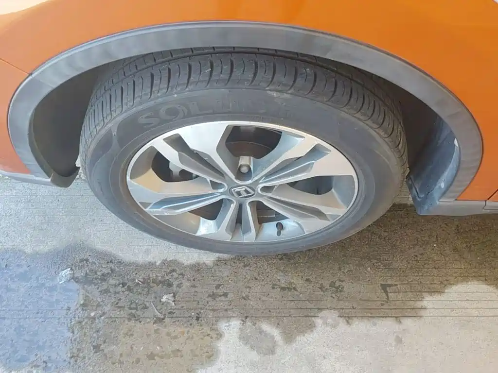 Luxgen U6 SUV 2015 2015 1.8T Fashion Upgrade