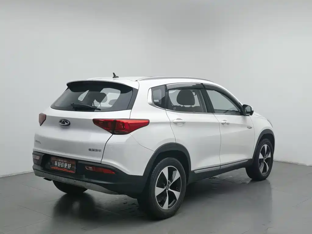 Фото 2 - Chery Tiggo 7