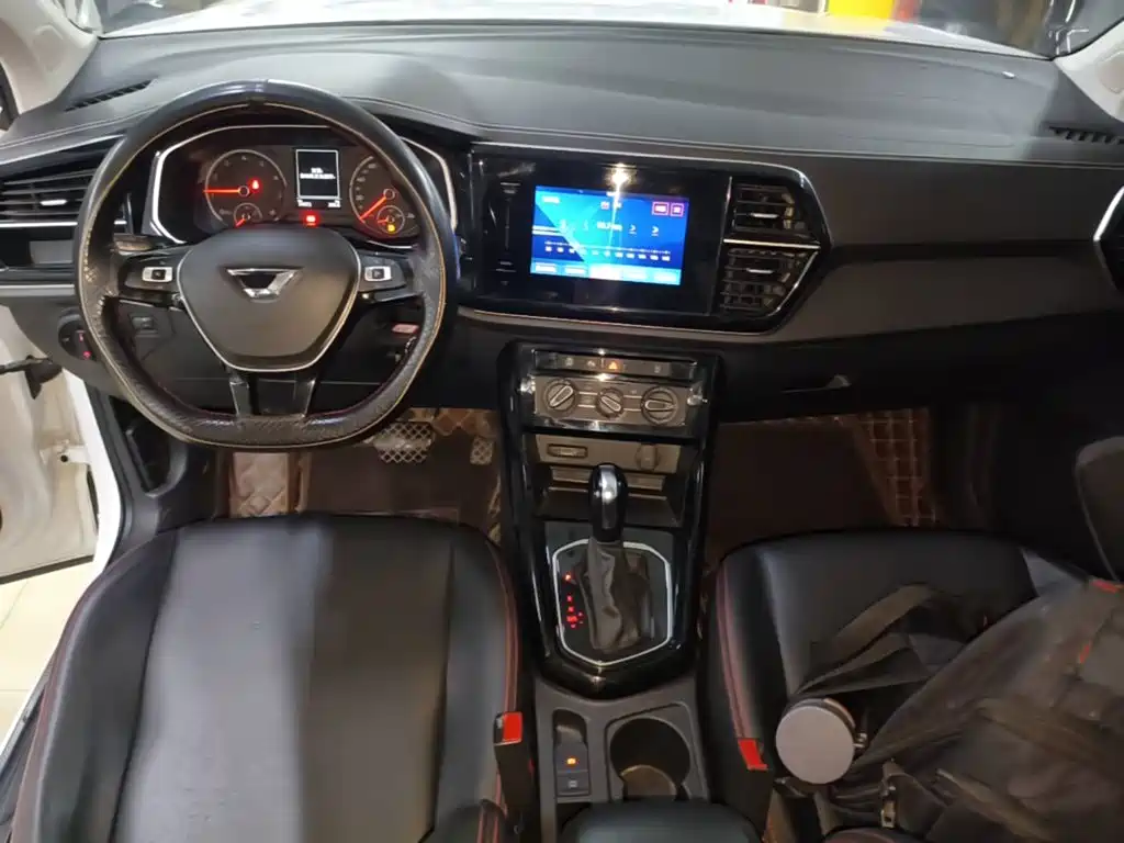 Фото 10 - Jetta VS7