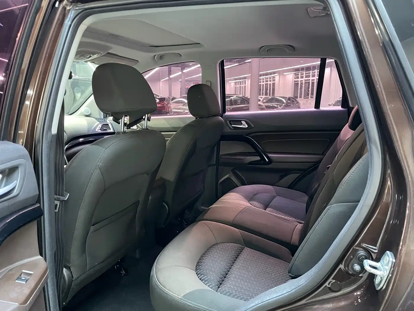 GAC Trumpchi Trumpchi GS4 2015 200T G-DCT Elite Edition фото 8