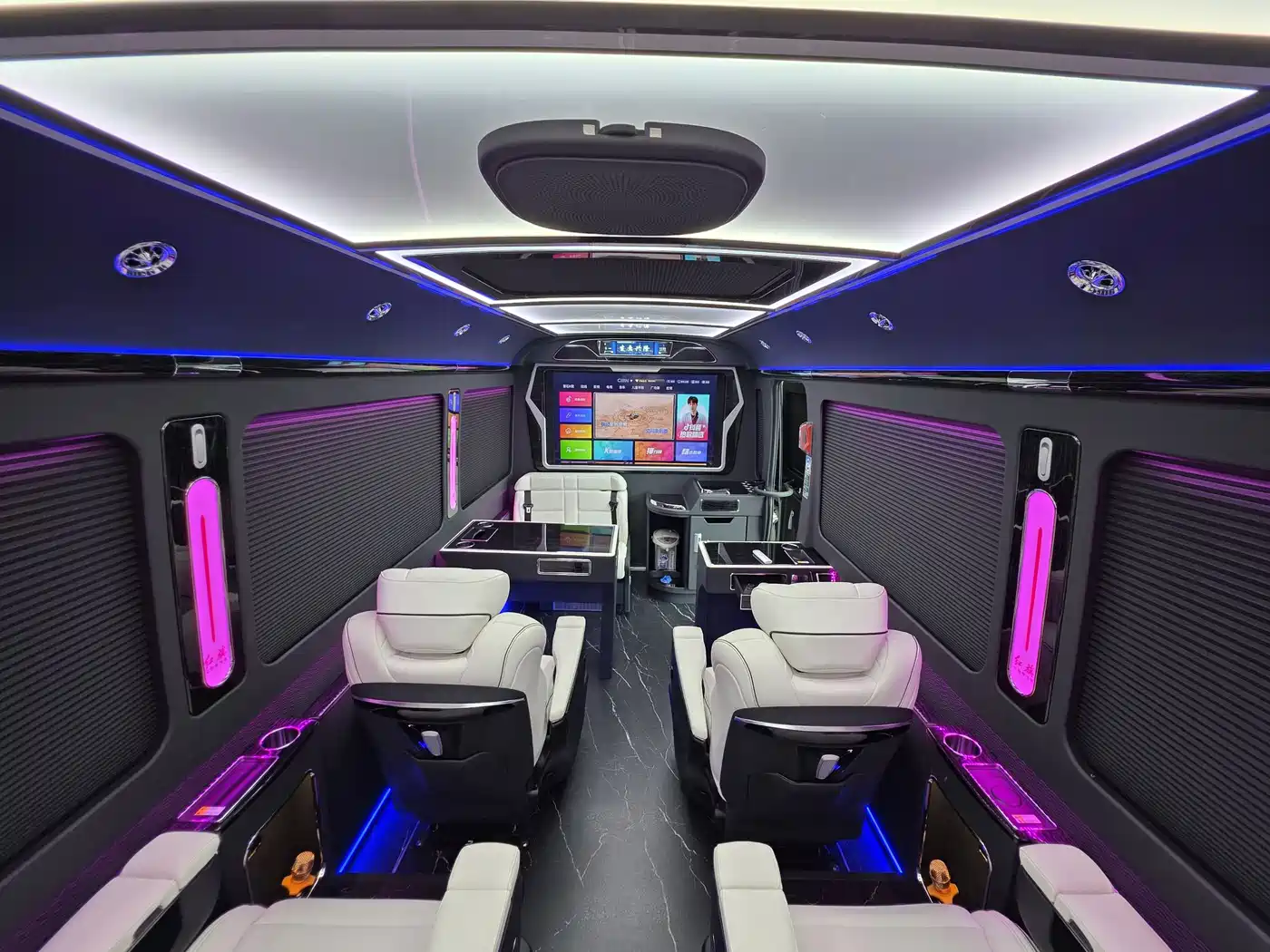 Hongqi Guoyue 2024 3.0T Flagship Edition 17-seater фото 5