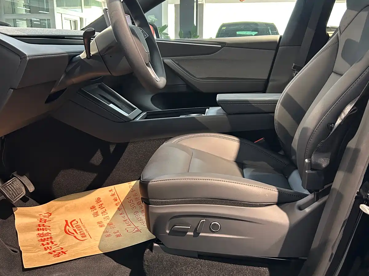 Tesla Model Y 2026 2026 Rear-Wheel Drive