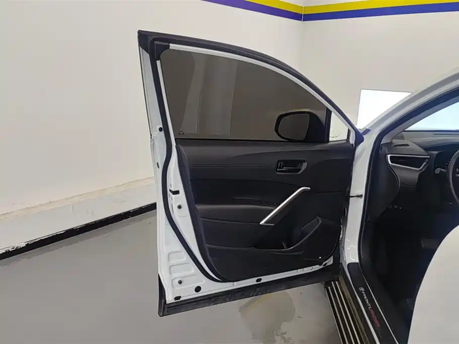 TOYOTA FENGLANDA