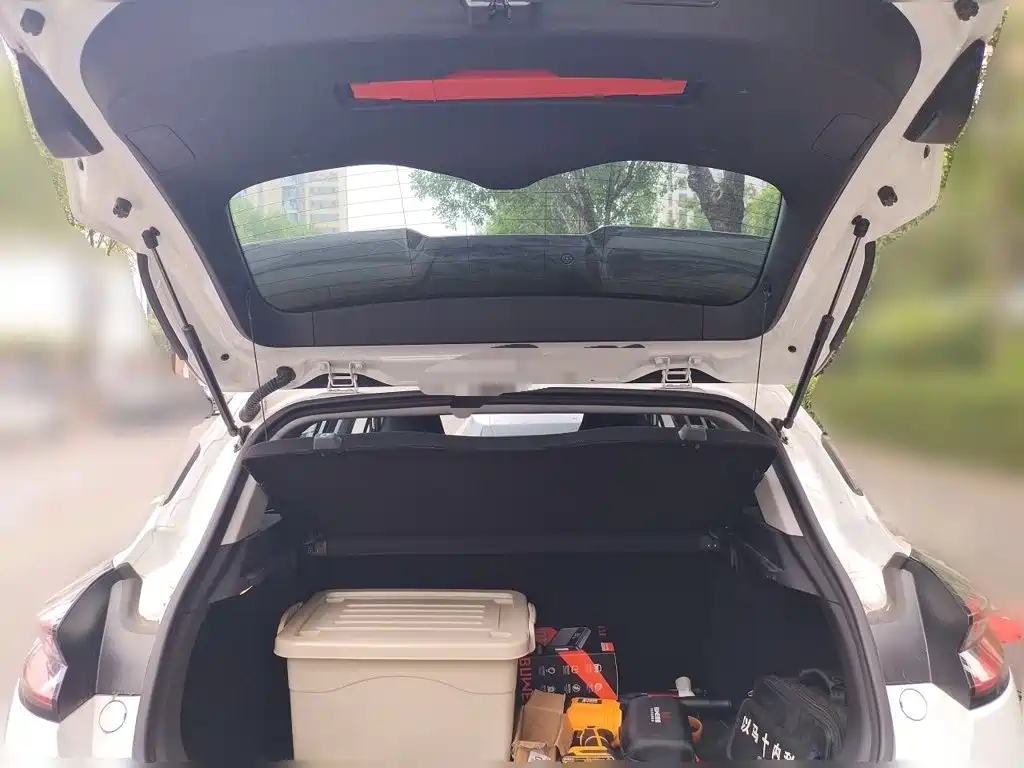 Geely Emgrand S 2022 2021 1.4T CVT Premium
