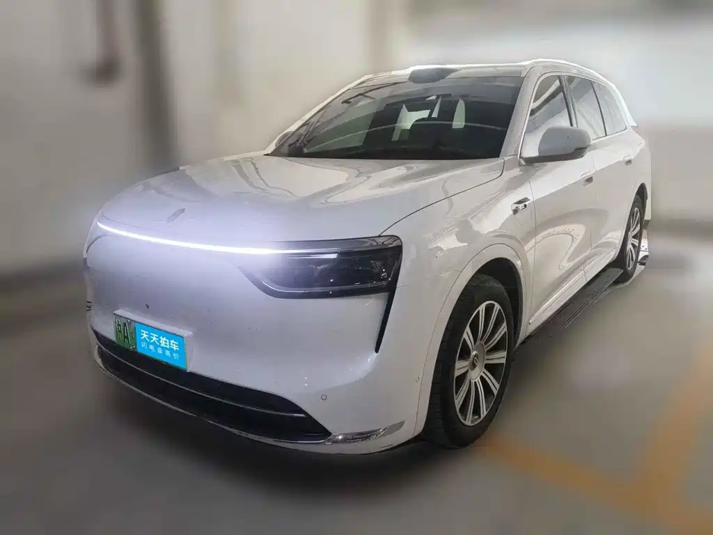 AITO Wenjie AITO M8 2025 Range Extender Max+ Edition 53.4kWh 5-seater