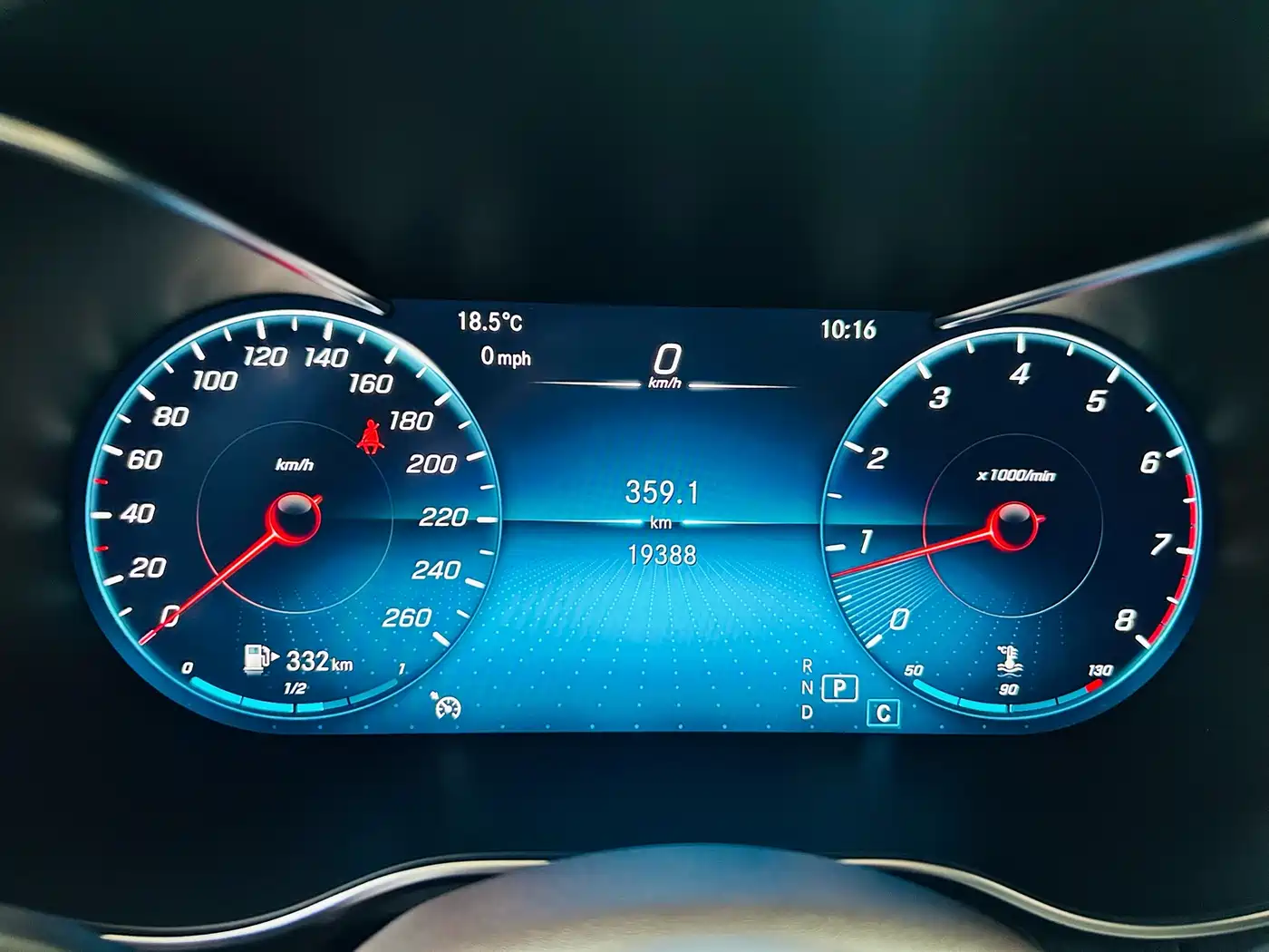 Mercedes-Benz GLC 2022 Model GLC 300 L 4MATIC Luxury Edition фото 11