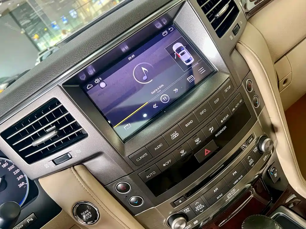 Lexus LX 2011 2009 570