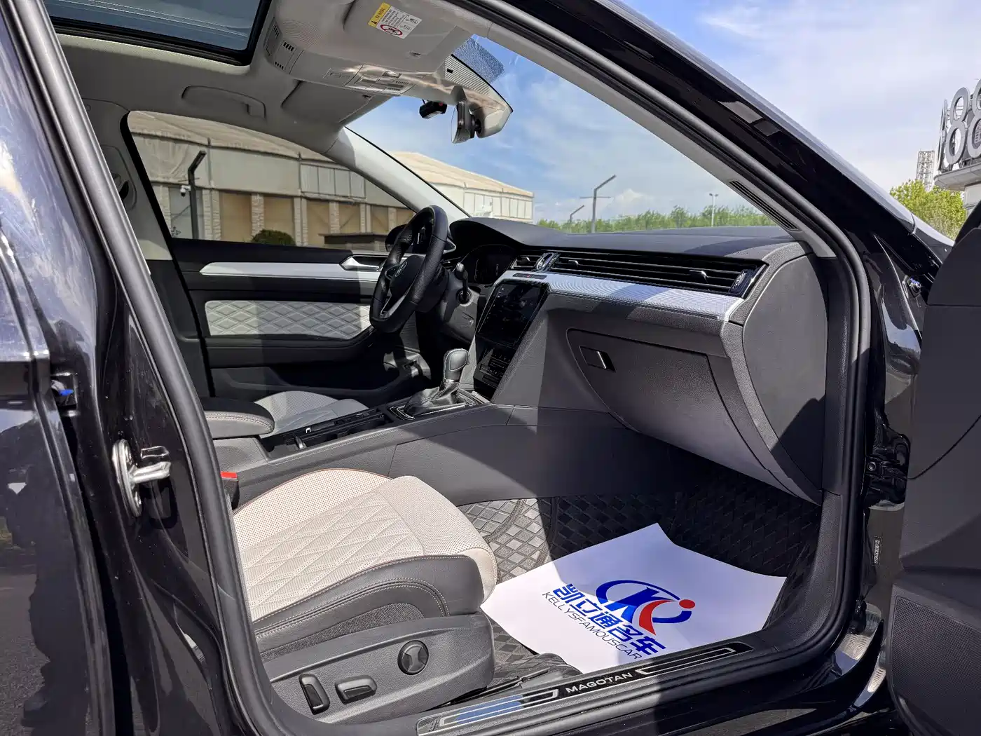 Volkswagen Magotan 2025 Popular Edition 330TSI DSG Luxury фото 6