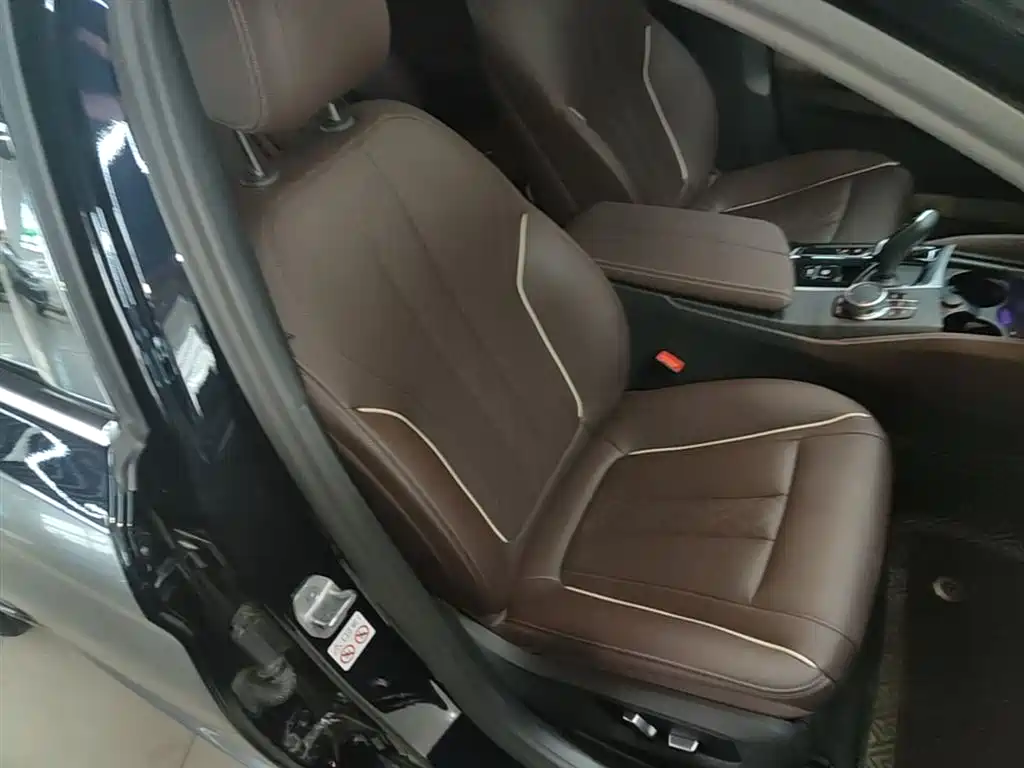 BMW 5 Series New Energy 2022 Facelift 535Le M Sport Package фото 25