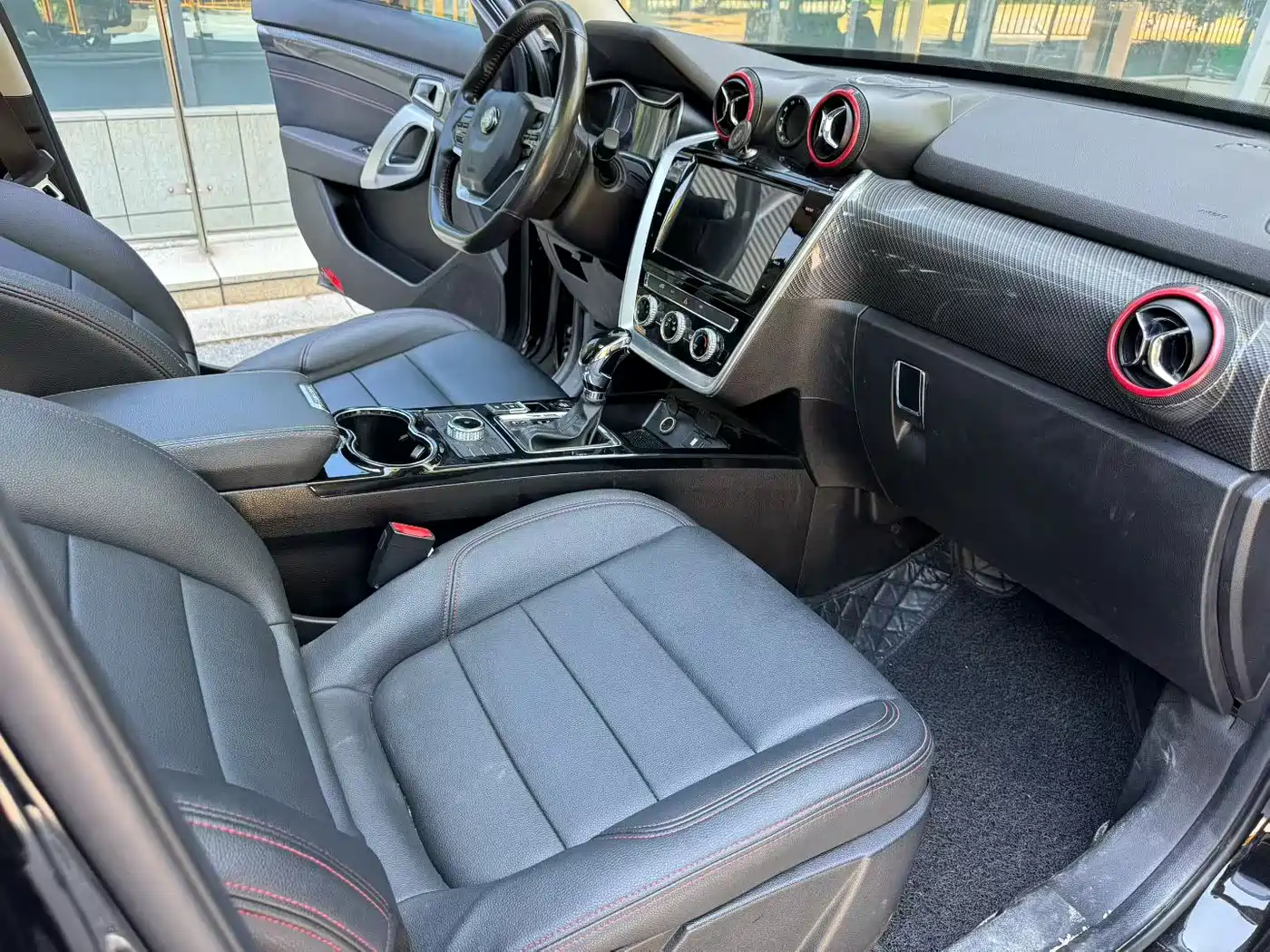 BAIC ORV Beijing Offroad BJ20 2017 2016 1.5T CVT Luxury