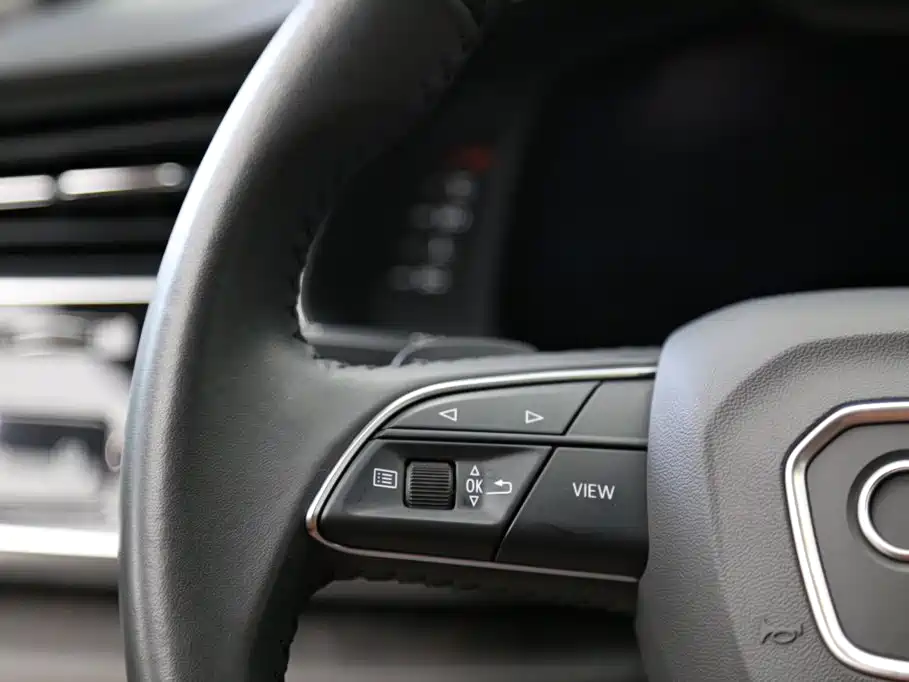 Audi Q8 2020 2019 55 TFSI Luxury Dynamic