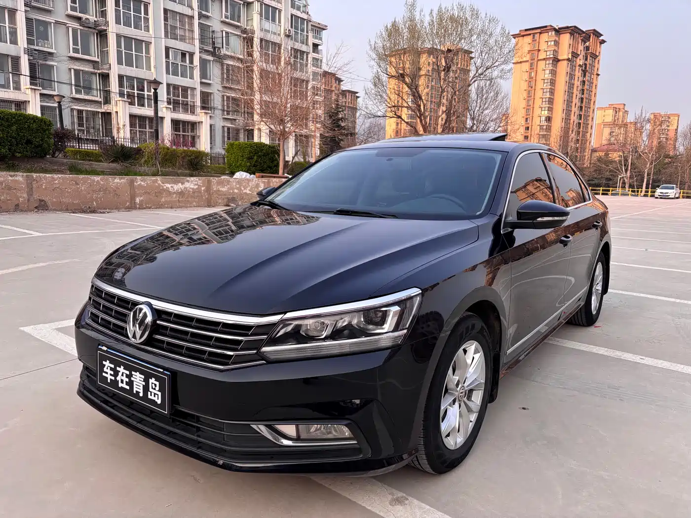 Volkswagen Passat 2015 1.8TSI Automatic Prestige Edition фото 2