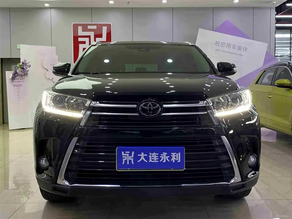 Toyota Highlander 2021 2.0T AWD Premium 7-Seater фото 2