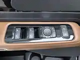 Photo 9 - Lincoln Aviator